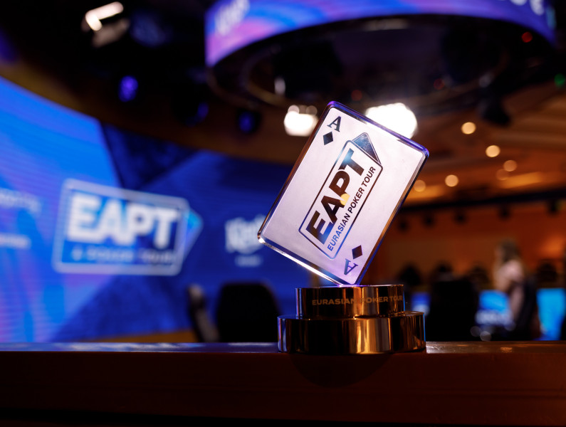 Play the online day of the EAPT Barcelona Main Event from home and join the action from ITM.